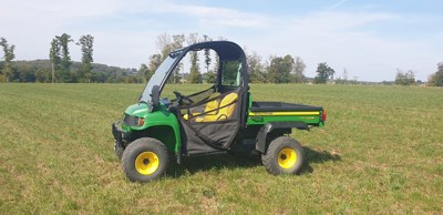 John Deere Gator