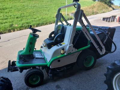 Tracteur à gazon Etesia