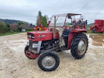 Tracteur Massey-Ferguson 135