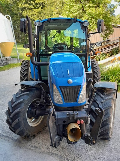 New Holland T4 75 PowerStar