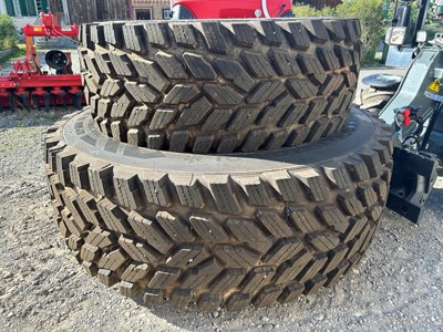 Kompletträder Nokian Hakkapeliitta TRI, 650/65R42 und 540/65R30, passend zu John Deere 6R