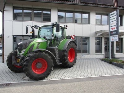 Fendt 724 S4 Profi Plus