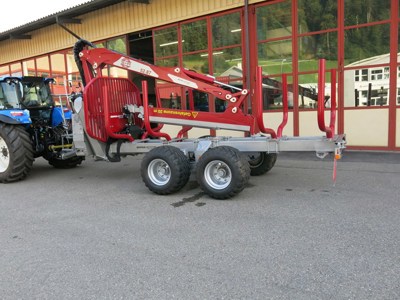 Rückeanhänger Holzkran Forstanhänger Schlang & Reichart