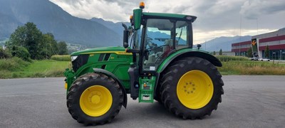 John Deere 6R150