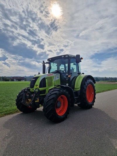 Claas Arion 540