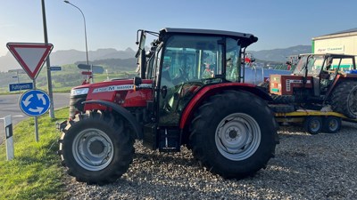 Massey Ferguson 4708 Aktionsmodell