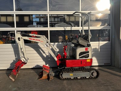 Bagger Takeuchi TB 210 R