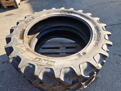 Pneu 320/85 R36 BKT