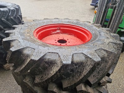 Räder 540/65 R28