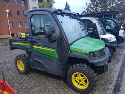 John Deere Gator XUV 865M