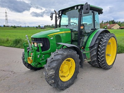 Traktor John Deere 5090R