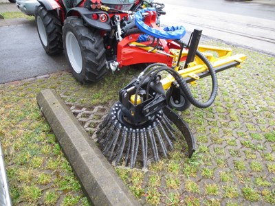 MULCHY Wildkrautbürste HERBIONET 1100