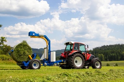 Rundballen Wickelmaschine G2020 mit Funksteuerung  **Frühbezug**