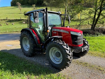 Massey Ferguson 4708M AKTIONSMODELL