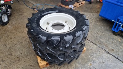 Radsatz 420/70R28