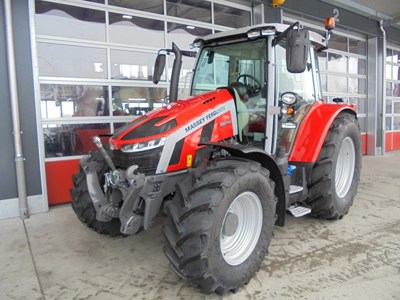 Massey Ferguson 5S.145 D6