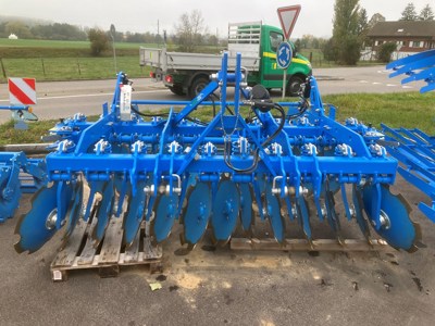 Déchaumeur Lemken Rubin 10/300U