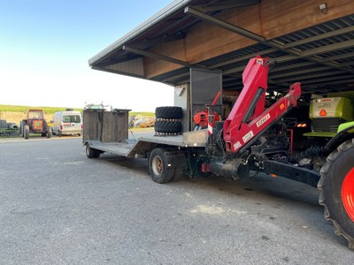 Remorque surbaissée avec treuil , Dolly et grue , Pont pour dolly.