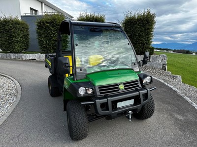 JOHN DEERE GATOR HPX 815E