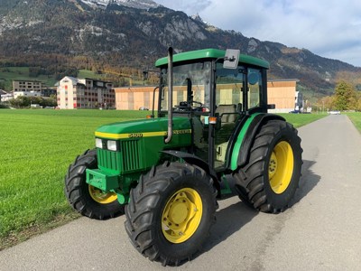 john Deere 5400 Cab 4x4