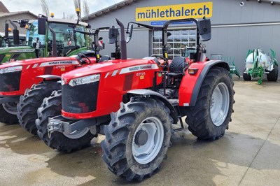 Massey Ferguson 4709 Plattform / Mühlethaler Technik AG