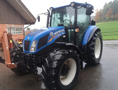 Traktor New Holland TD5.115