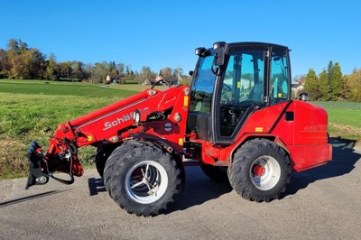 Hoflader Schäffer 460 T mit Teleskop / Mühlethaler Technik AG