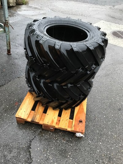 pneus 425/55 R17