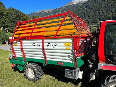 Lüönd Ladewagen Swiss Profi