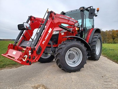 Massey Ferguson 5711M D4